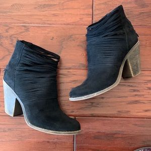 Gently used Fergalicious bootie